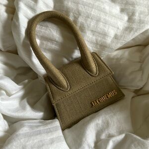 Jacquemus Le Chiquito